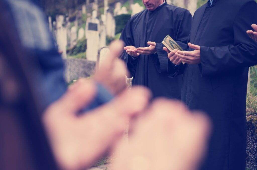 quran holy book reading by imam on islamic funeral